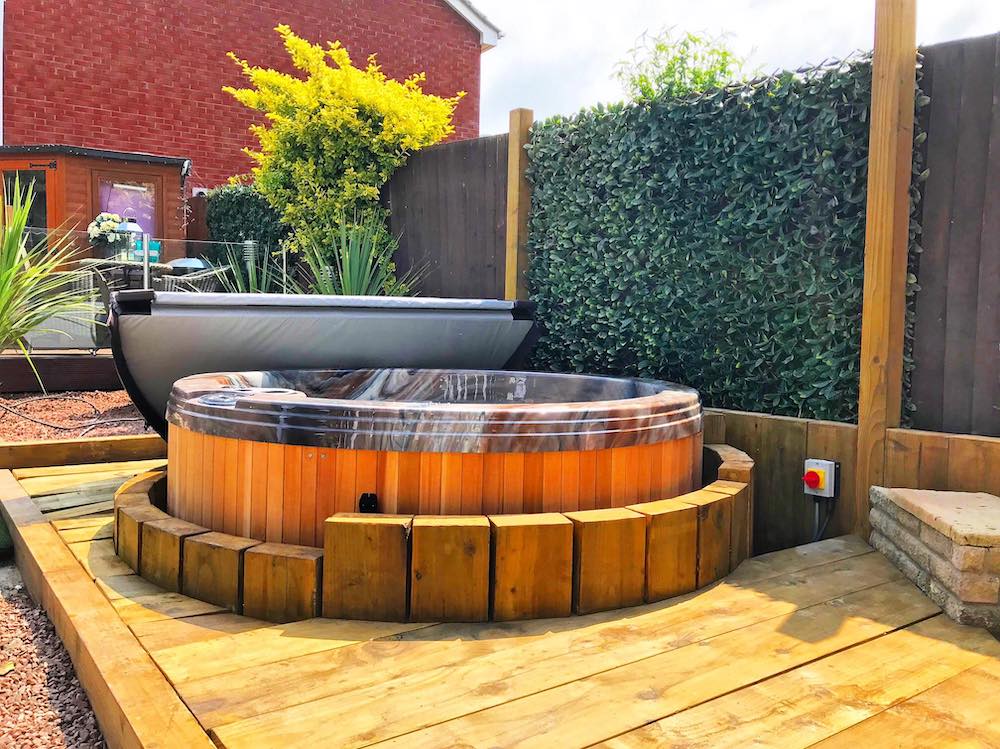 Winston Hot Tub™️ Hot Tubs & Swim Spas Leicestershire