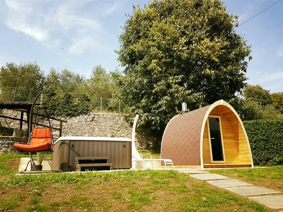 lovisa pod sauna with porch